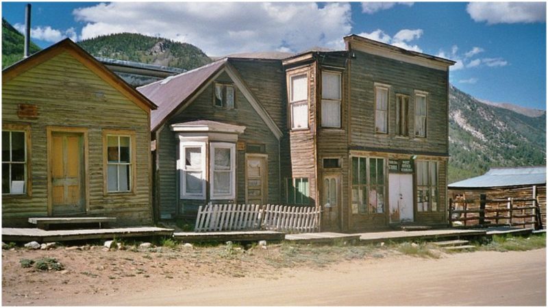 st-elmo-colorado-the-ghost-town-in-the-rocky-mountains-abandoned