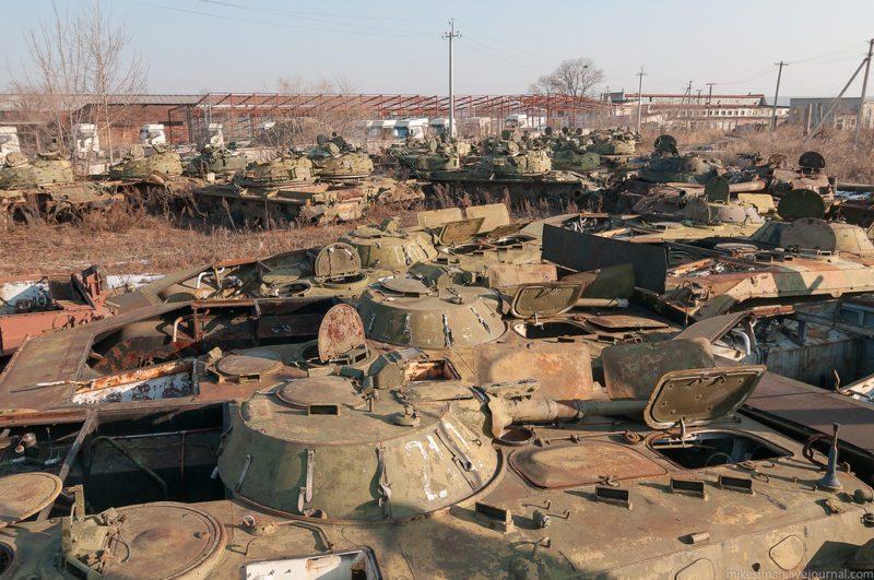 Just Amazing: The Abandoned Tank Repair Plant in 63 Pictures ...