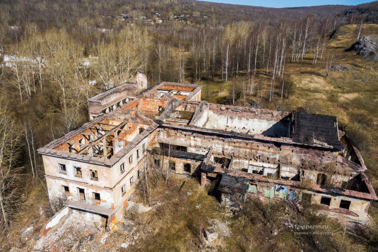 Verkhnyaya Gubakha – Russian Ghost Town - Abandoned Spaces