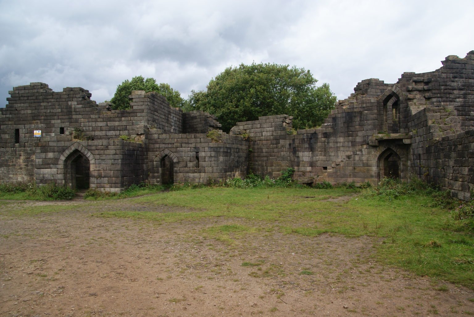 abandoned castle azriel