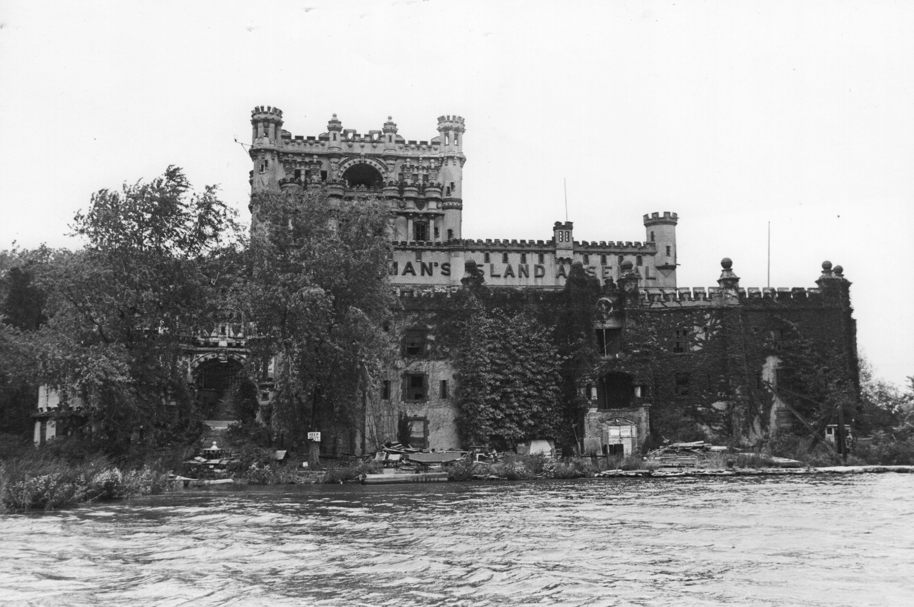 Bannerman Castle on Pollepel Island, New York, October 1963. (Photo Credit: Ike Eichorn / Newsday RM / Getty Images)