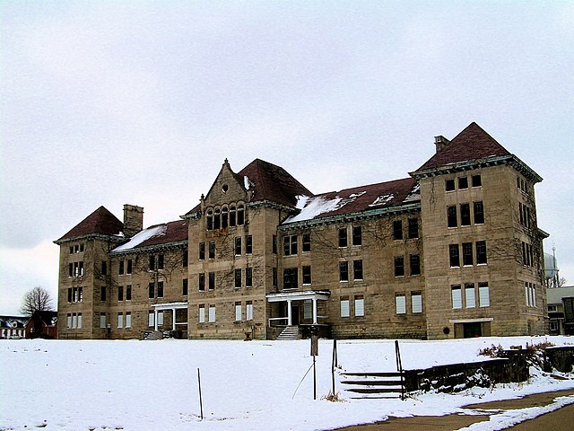 Exterior of Peoria State Hospital