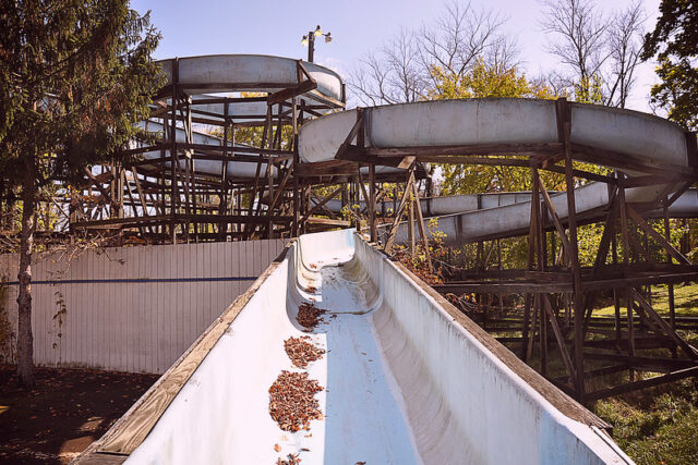 Dead leaves in a waterslide 