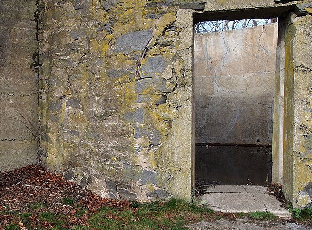 Close-up of the exterior of a cement water tank