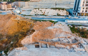 Aerial view of the excavation site in Jerusalem's Mordot Arnona neighborhood